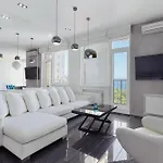 Apartment Sea Pearl Arcadia